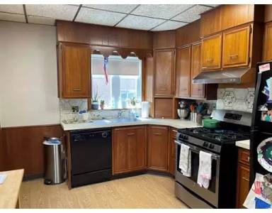 Main picture of 7 Lester Pl