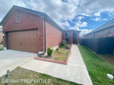 Main picture of 17009 Gibbons Path