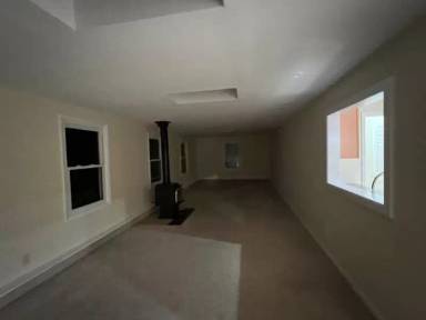 Main picture of 10 Ashton Ln