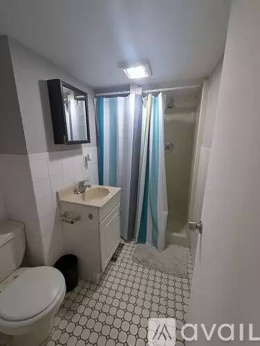 Main picture of 517 W Curtis St