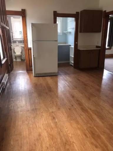 Main picture of 336 Parker St