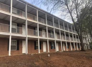 Main picture of 150 E University Dr