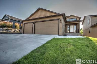Main picture of 4412 S Ponderosa Ln