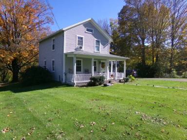 Main picture of 128 East St