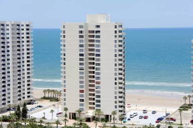 Main picture of Oceans Seven Condominiums