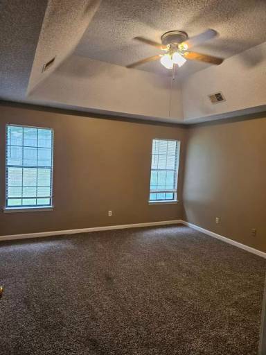 Main picture of 6865 Lagrange Cir S