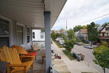 Main picture of 522 W Mifflin St