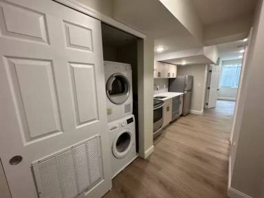 Main picture of 42 N 40th St