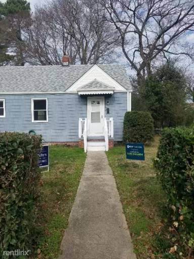 Main picture of 328 Ashlawn Dr