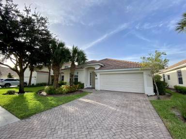 Main picture of 2177 Fairmont Ln