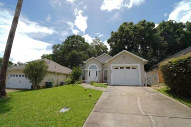 Main picture of 2029 Ascot Way