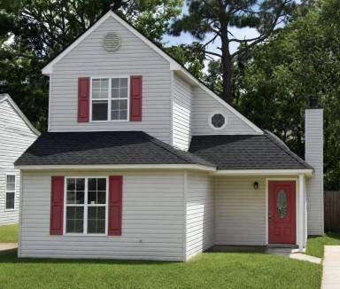 Main picture of 386 Bertucci Blvd