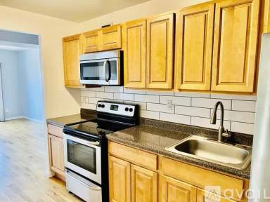 Main picture of 147 Main St