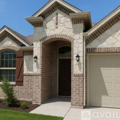 Main picture of 905 Avian Dr