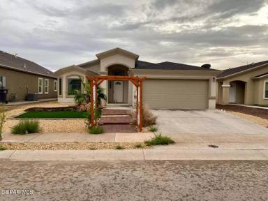 Main picture of 13940 Lago Vista Ave