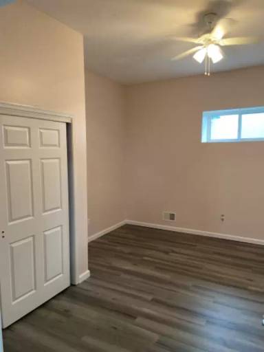 Main picture of 454 Main St