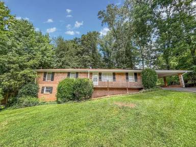 Main picture of 1082 Amelia Dr SW