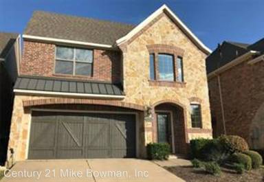 Main picture of 246 Churchill Loop