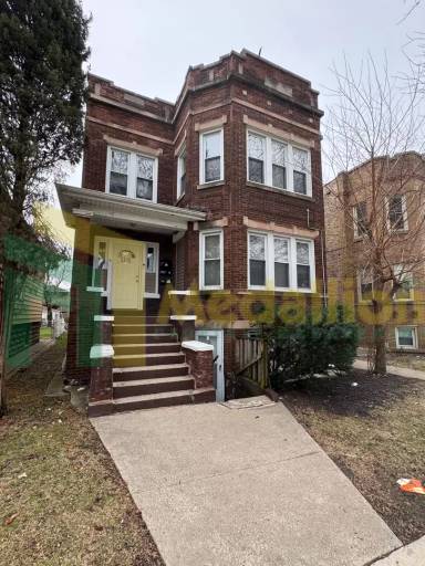 Main picture of 5515 W Hirsch St