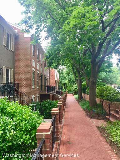 Main picture of Sutton Place Condo