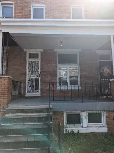 Main picture of 2211 Penrose Ave