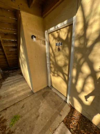 Main picture of 9560 Sunnehanna Blvd