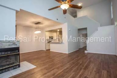 Main picture of 114 Creekstone Dr