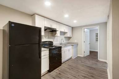 Main picture of 2146 Inwood Ter