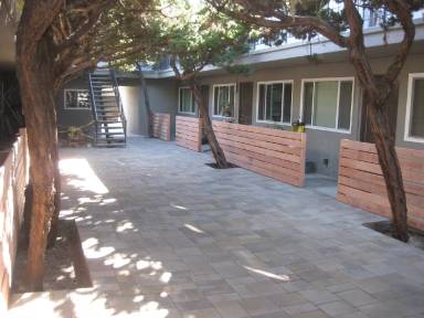 Main picture of 700 Race St