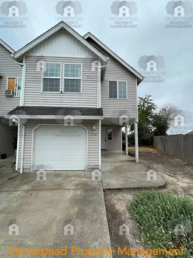 Main picture of 1436-1442 Falcon Loop