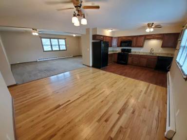 Main picture of 206 3rd Ave SE