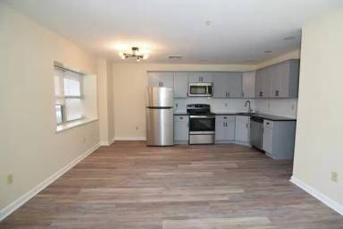 Main picture of 151 New York 32 South - 16