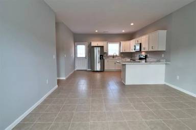 Main picture of 124 Summerlin Ln