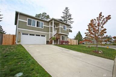 Main picture of 7664 Kildare Loop NW