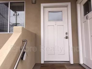 Main picture of 2143 2nd Ave