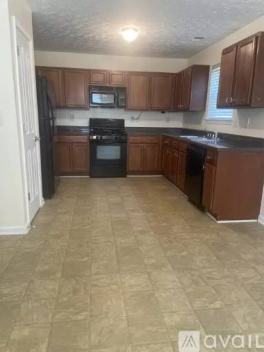 Main picture of 35 Churchill Park Dr