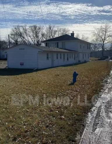 Main picture of 2836 Independence Ave