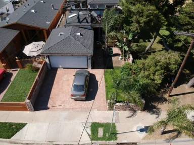 Main picture of 4641 W 162nd St
