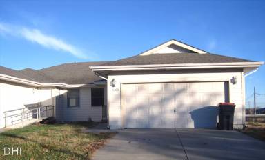 Main picture of 1300 W Washington St