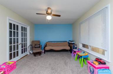 Main picture of 715 Harther Dr