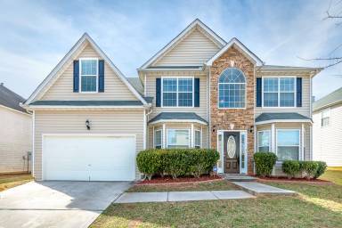 Main picture of 145 Arbor Lake Dr