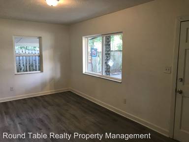 Main picture of 1063 Ellis Rd S