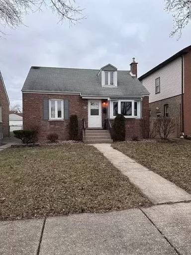 Main picture of 3540 W 115th Pl