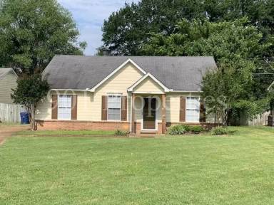 Main picture of 1337 Lagrange Downs Rd