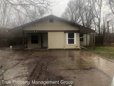 Main picture of 3147 E 42nd St