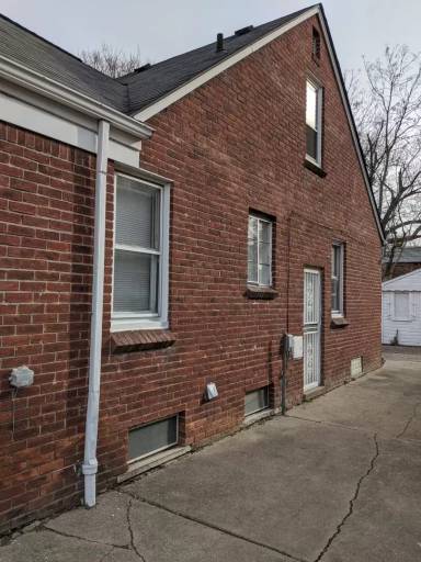 Main picture of 15466 Kentfield St