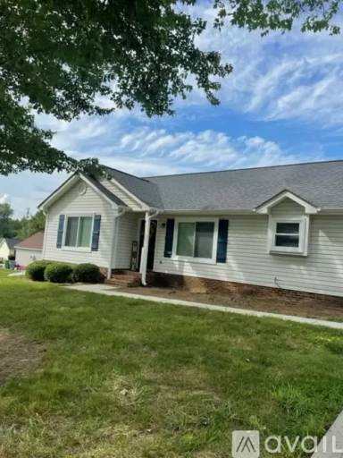 Main picture of 328 Cottonwood Park Dr