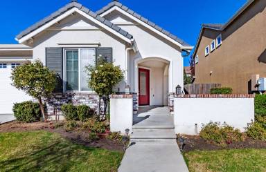 Main picture of 3475 Bellaire Ave