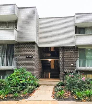 Main picture of 10244 Prince Pl