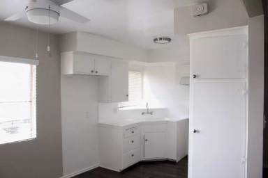 Main picture of 421 N Idaho St